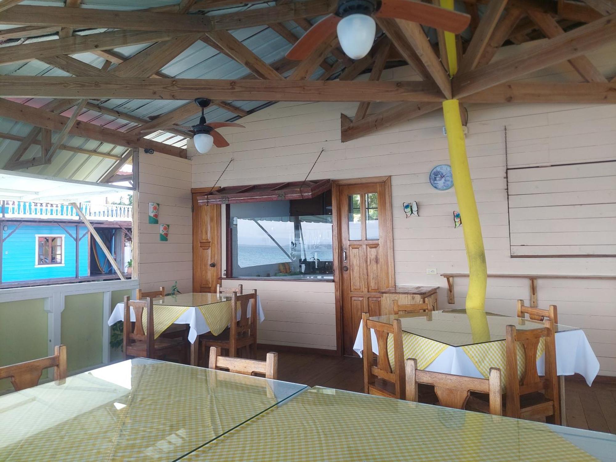 Hotel Faro del Colibri Carenero Esterno foto